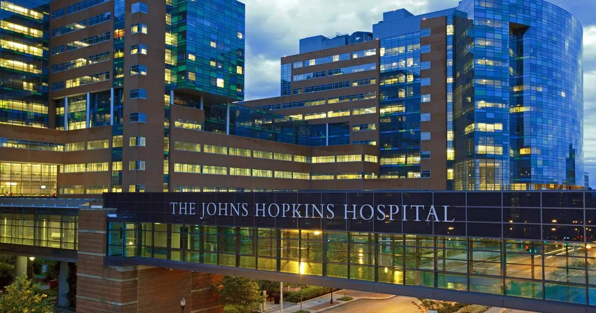 How much waste do hospitals generate