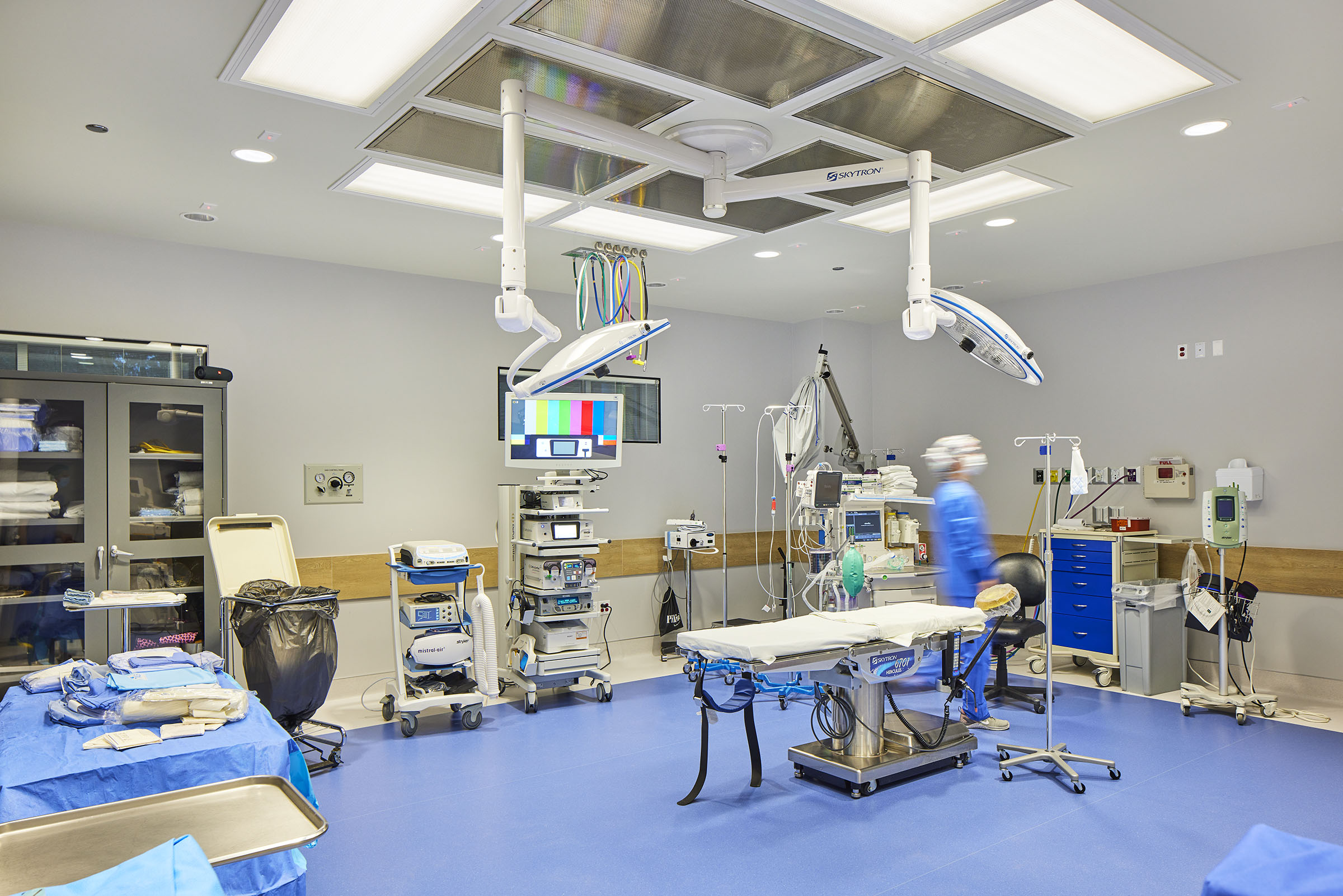 Pathological Waste Disposal in Surgery Centers